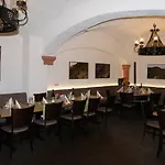 Weingut Gaestehaus Derkum אורחן Ürzig