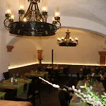 Zajazd Weingut Gaestehaus Derkum 3*
