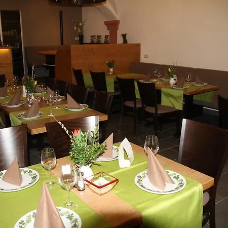 여관 Weingut Gaestehaus Derkum