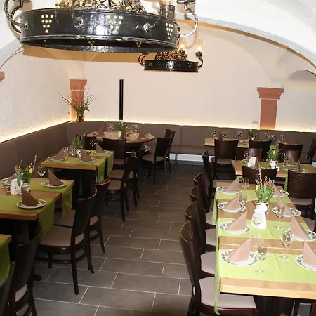 Inn Weingut Gaestehaus Derkum Uerzig