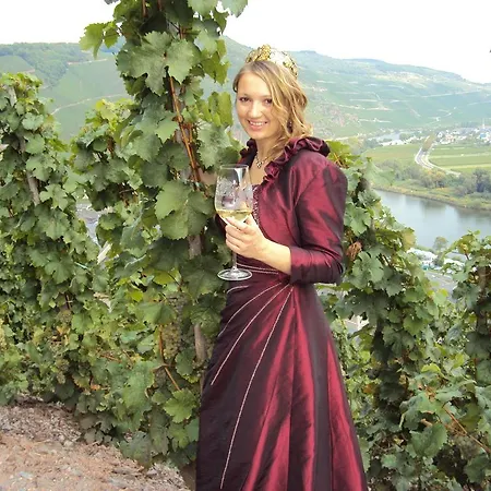 Weingut Gaestehaus Derkum Uerzig