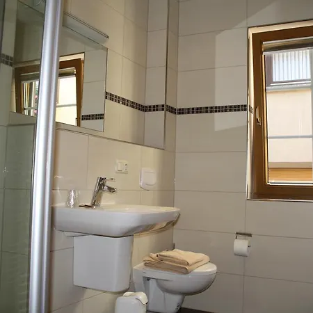 Inn Weingut Gaestehaus Derkum Uerzig
