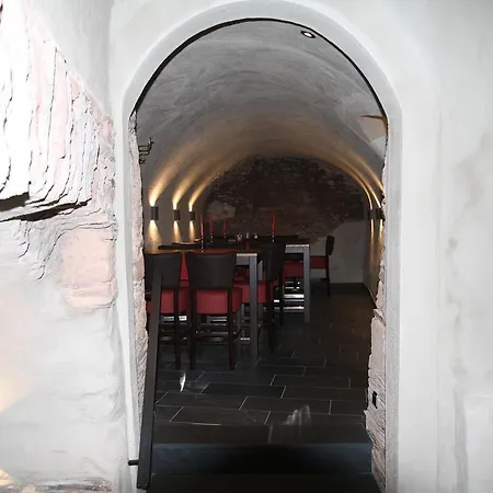 Zajazd Weingut Gaestehaus Derkum 3*