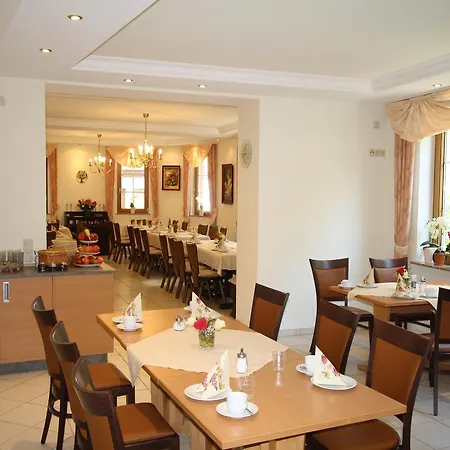 Weingut Gaestehaus Derkum Inn