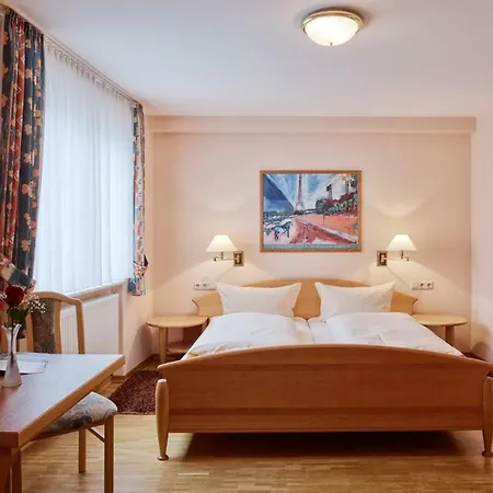 Inn Weingut Gaestehaus Derkum 3*