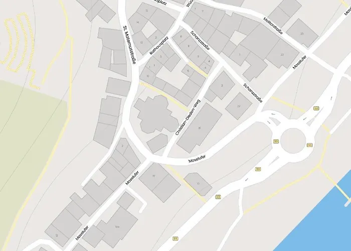 Weingut Gaestehaus Derkum אורחן Ürzig