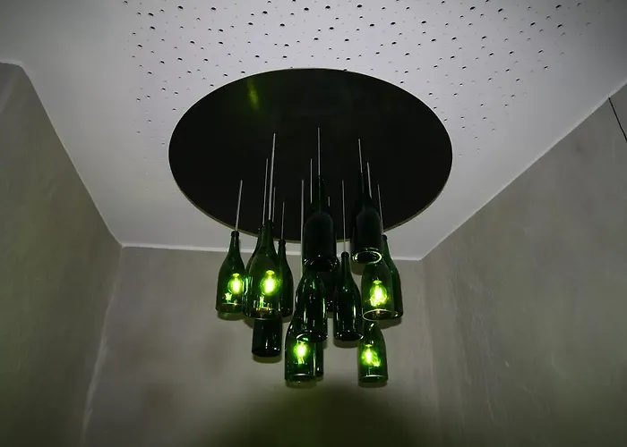 אורחן Weingut Gaestehaus Derkum 3*